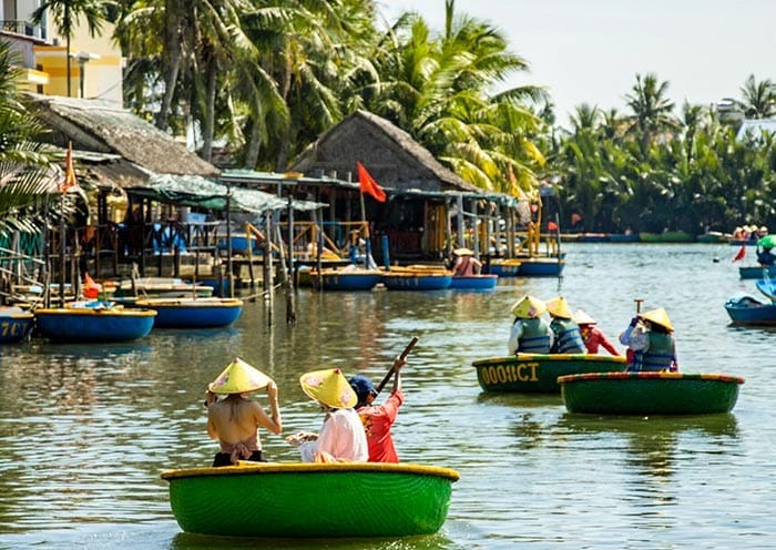 1 Month Indochina China Odyssey Tour: Thailand Cambodia Vietnam and China