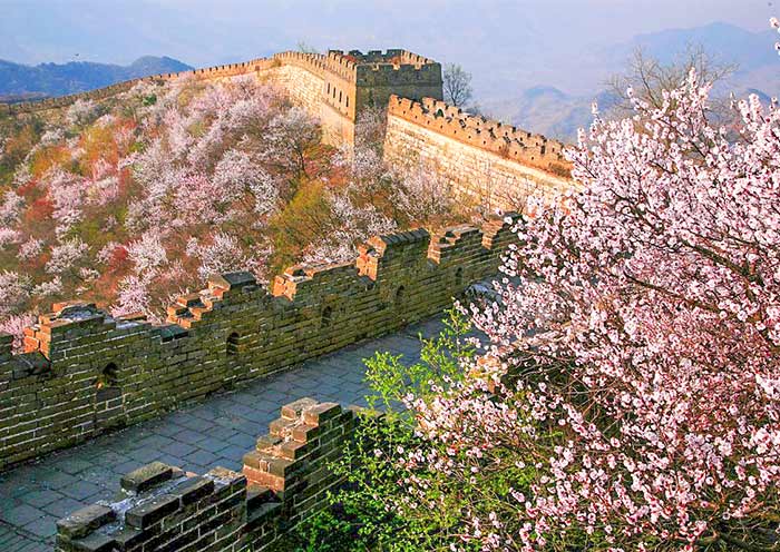 4 Days Beijing Tour: Simaitai Great Wall & Gubei Water Town Night Tour