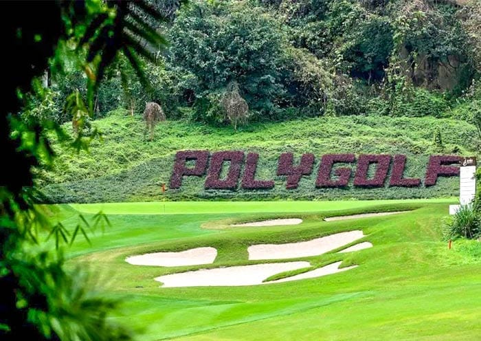 4 Days Chongqing Golf Tour: 3 Rounds in Mountain City for Mountain Courses - 3