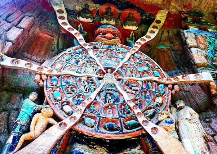 2 Days Chongqing Tour: Dazu Rock Carvings & Mountain City Highlights
