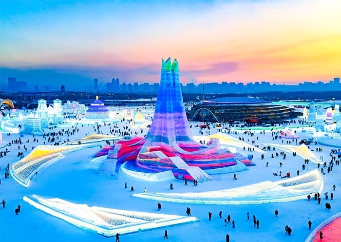 Harbin Mohe Tour: Harbin Ice Festival & Mohe Arctic Village