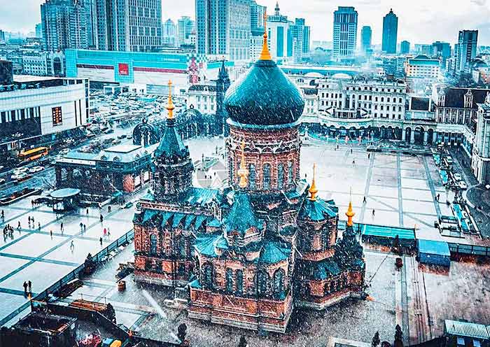 5 Days Shanghai Harbin Ice Festival Tour: Urban Glitz Meet Icy Bliss - 4