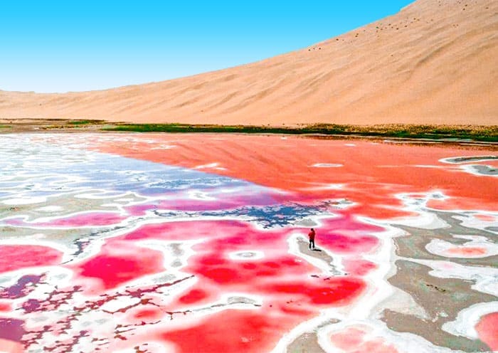 7 Days Qinghai Gansu Adventure Tour with Badain Jaran Desert & Beautiful Lakes