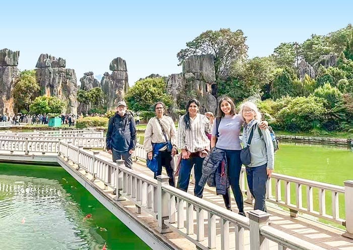 7 Days Kunming Lijiang Shangri-La Tour: Yunnan Beauty & Diverse Ethnic Cultures