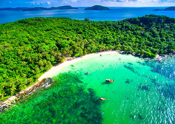 7 Days Southern Vietnam Tour: Mekong Delta Discovery & Island Relaxation