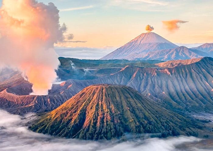 9 Days Java Volcano Bali Tour: Epic Sunrise, Blue Fire, Fun Bali