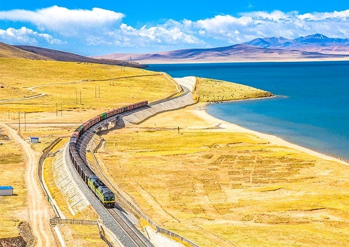 7 Days Lhasa to Kathmandu Overland Group Tour (Lhasa-Mt. Everest-Gyirong Border)